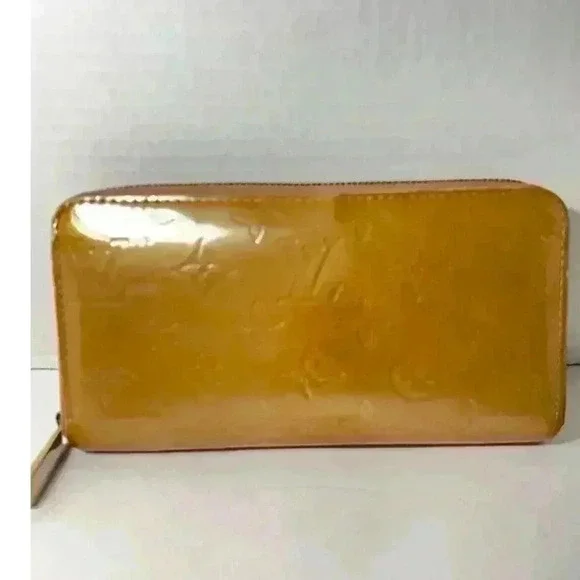 Louis Vuitton vernis wallet - Picture 1 of 7